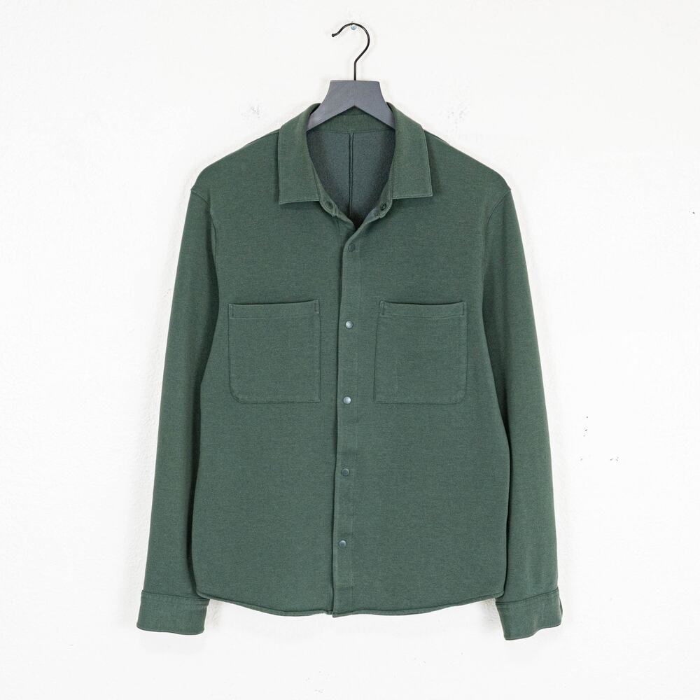 Lululemon Men's Soft Knit Green Snap button size Medium